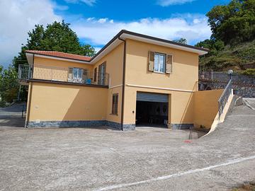 Villa singola vista mare con terreno