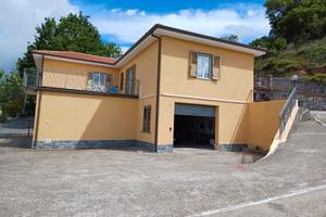 Villa singola vista mare con terreno