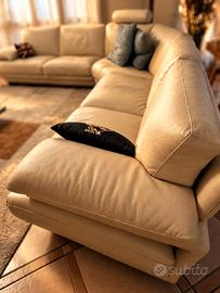 Divano in Pelle Beige