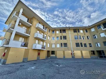 2 LOCALI A NOVARA