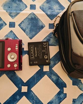 Panasonic Digital Camera Lumix DMC-FS18 16.1MP

