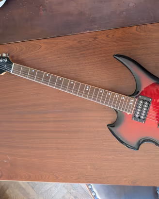 Chitarra elettrica Stagg