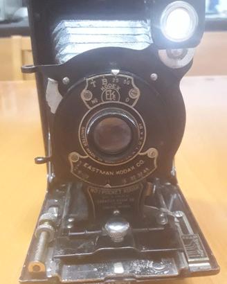 macchina fotografica a soffietto Eastman Kodak