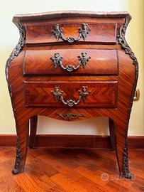 Comò e Comodini Stile Luigi XV