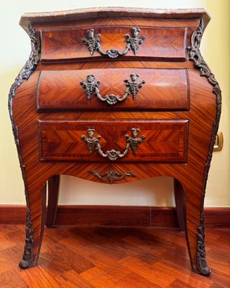 Comò e Comodini Stile Luigi XV