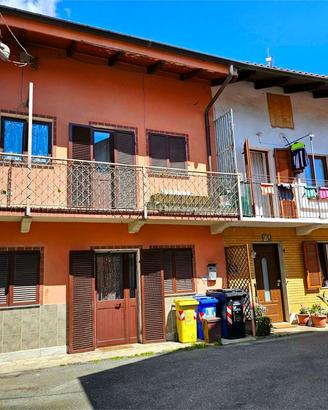 Ampia casa semi indipendente ristrutturata con cor