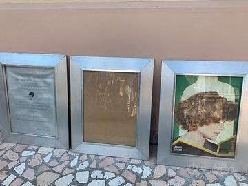 Set di cornici acciaio vintage