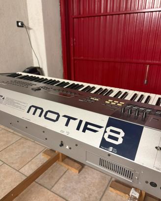 yamaha motif 8 tastiera
