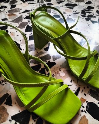 sandali nuovi Bershka n.37