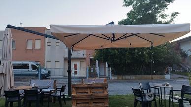 Ombrellone doppio braccio 