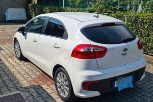 KIA Rio 3ª serie - 2017