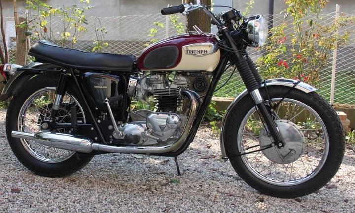 Triumph Bonneville T120R America 1967