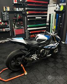 Bmw s1000r