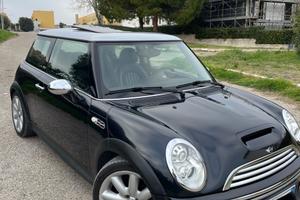 Mini Cooper s r53 park lane