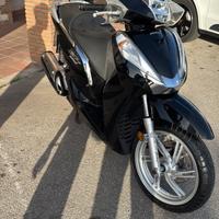 Honda sh 300i 2017