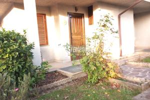 PORZIONE DI VILLA BIFAMILIARE