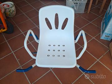 Sedile girevole per vasca da bagno 