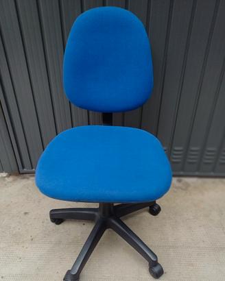 Sedia da ufficio blu