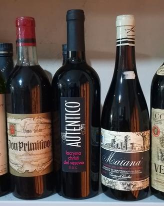 Bottiglie di vino da collezione