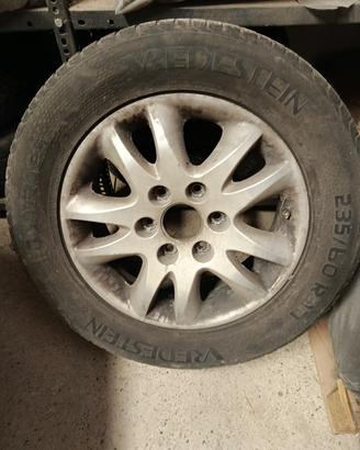 Cerchio in lega Kia Carnival