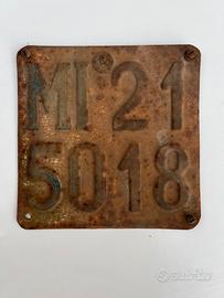 Vecchia targa