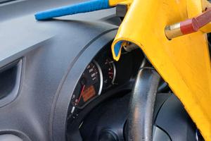 blocca volante antifurto