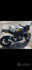 triumph  speed 1200 Rs