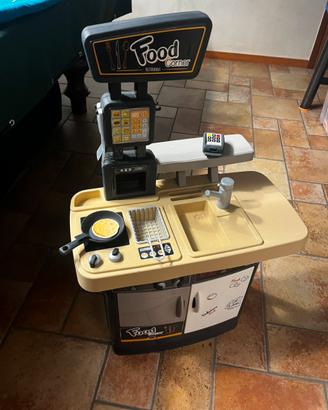 Cucina giocattolo con accessori