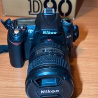 Nikon D90 + obbiettivo Nikkor 18/200 3.5-5.6