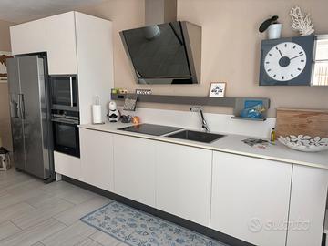 Arredamento completo - come nuovo