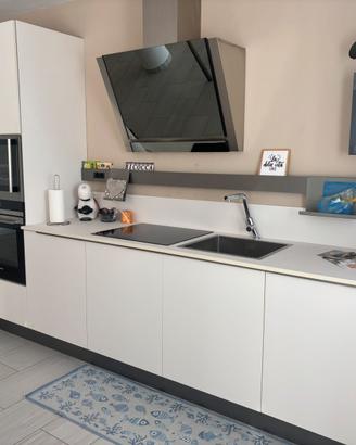 Arredamento completo - come nuovo