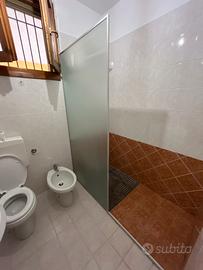 Arredo bagno usato