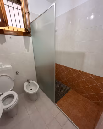 Arredo bagno usato