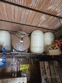 Contenitori di plastica