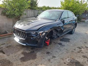 ricambi Maserati Levante motore diesel