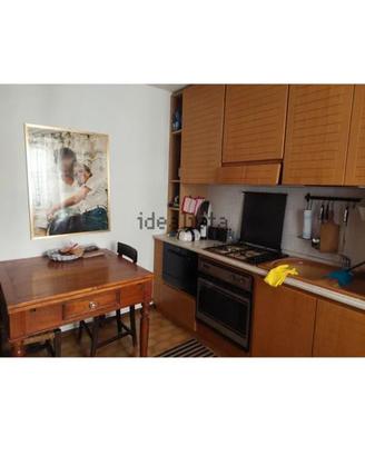tutto l'arredo per 400,00 euro.
