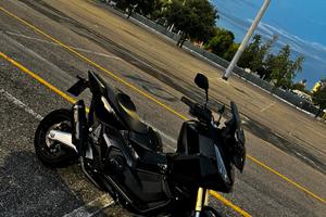 honda x-adv 750 2025 depotenziato a libretto