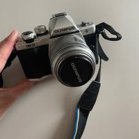 Fotocamera olympus E M 10 II