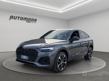 AUDI Q5 40 2.0 tdi Identity Black