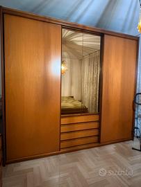 Camera matrimoniale stile classico