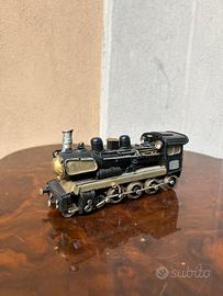 Modellino locomotiva a vapore metallo vintage