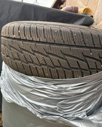 Gomme invernali 205/60 R16 92H + Cerchi in ferro