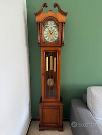 Orologio a pendolo restaurato