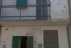 Porzione di casa a Sannazzaro de' Burgondi (PV)