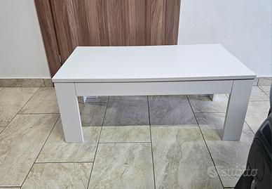 Tavolino da salotto versatile