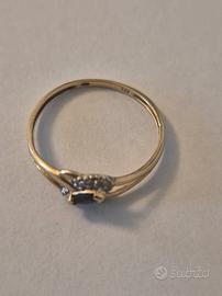 Anello da donna in oro 18 k con pietra .