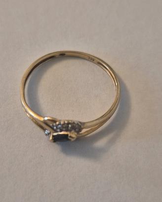 Anello da donna in oro 18 k con pietra .