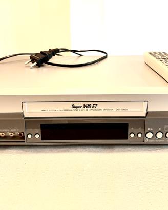 Videoregistratore S-VHS - JVC