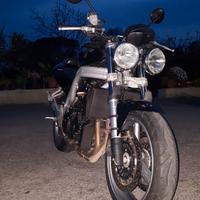 Triumph Speed Triple 955i - 2003
