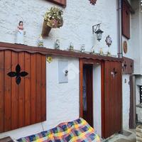 CASA SEMINDIPENDENTE A CERES